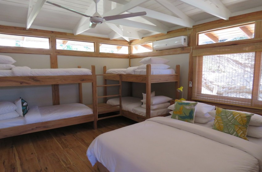 Bedroom 4 with bunks at Aloha 16 in Ponta Mamoli