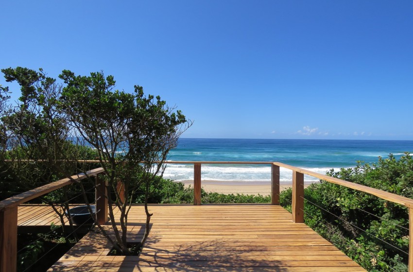 sea view overlooking the deck at Aloha 16 in Ponta Mamoli