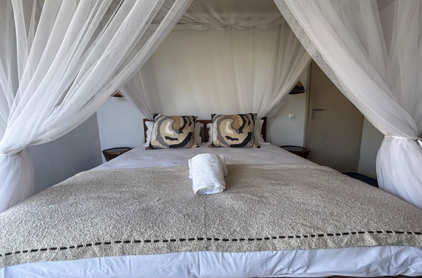 close up of bedroom 1 at Surfers spot in Ponta do Ouro