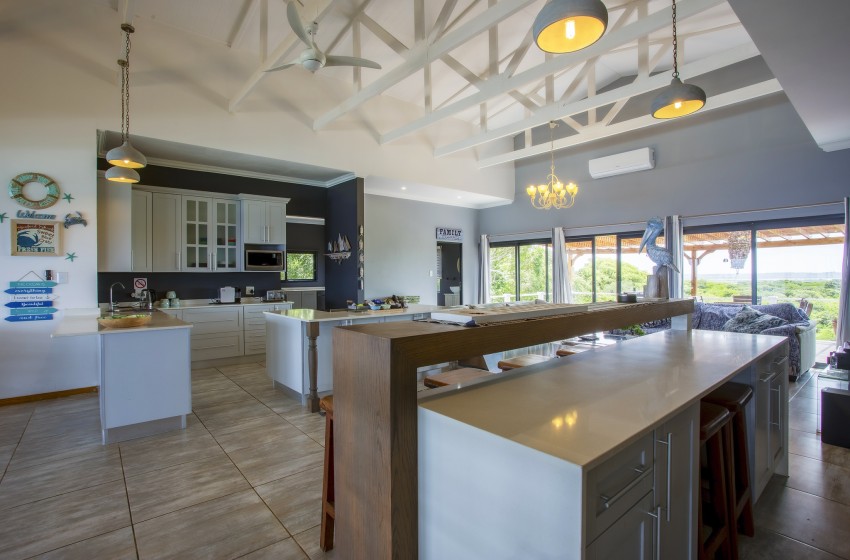 kitchen at Naudicals dune in Ponta Malongane