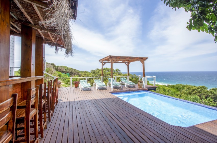 bar overlooking the pool at Naudicals dune in Ponta Malongane