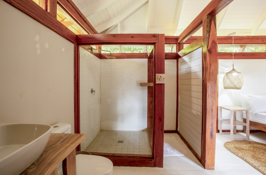  bathroom 5 at Aloha 7 in Ponta Mamoli