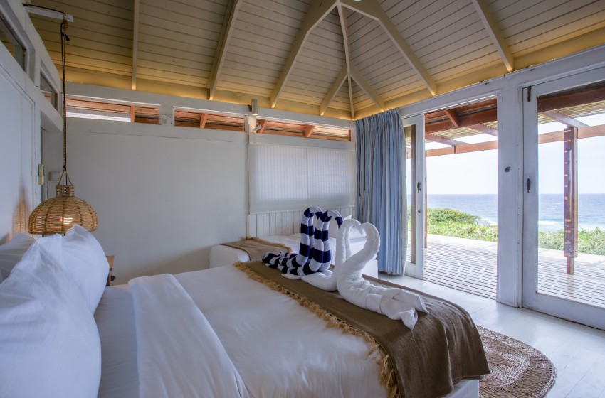 bedroom 3 with sea view at Aloha 7 in Ponta Mamoli